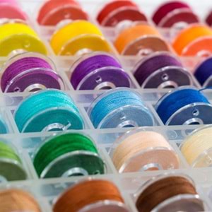 Aile Dikiş Makinesi 36 lı Şeffaf Masura Saklama Kutusu